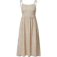 s.Oliver Robe d’été écru / mauve