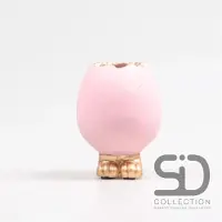 Season Inspired Decoration Vase décoratif inspiré de la saison Œuf avec pieds 7,5 x 7,5 x 10 cm rose