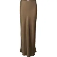Object En Satin Jupe Longue