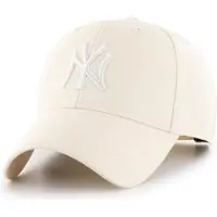 47 Casquette beige clair
