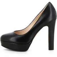 Evita Escarpins 'RICCARDA' noir