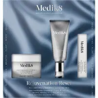 Medik8 Rejuvenation Reset coffret cadeau pour rajeunir la peau pour femme