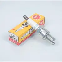 Ngk Bougie D'allumage Pour Moto Rieju 50 Rr 1996 À 1998 Br8es Olive Fixe / 3961 Neuf