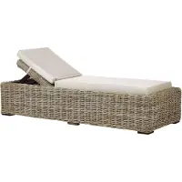 Beliani Chaise longue de jardin en rotin naturel osier taupe coussin dossier réglable Boho Traditionnel terrasse extérieure