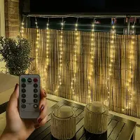 Giftmas Light Curtain - Rideau lumineux 420 LED - 4×1M - 8 fonctions avec télécommande - Blanc chaud - Pour décoration extérieure et balcon - Lumières de Noël