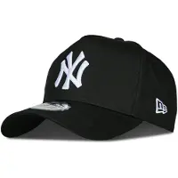 New Era Casquette 'LEAGUE ESSENTIAL EFRAME NEYYAN' noir / blanc