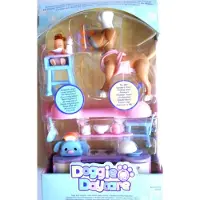 Mattel Jeu De Dinette Doggie Daycare : C'est L'heure Du Repas Avec Cookie Le Chien Baby Sitter