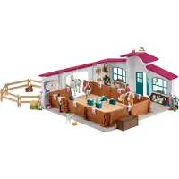 Schleich Horse Club Peppertree Riding Arena Coffret de jeu équestre de 179 pièces avec manège, écurie, 2 chevaux, 3 figurines de cavalier et joue