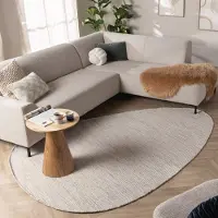 NATURL. Tapis de forme irrégulière - Bliss Beige/Chiné | 200x290 cm | Irréguliers | Tissage plat