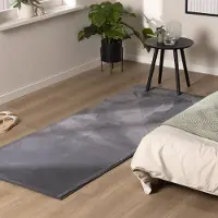 NATURL. Tapis de couloir doux à poils courts - Cozy Anthracite | 80x200cm | Tapis de couloir | Pile courte