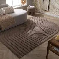 FRAAI Tapis de forme irrégulière - Wavy Taupe | 140x200 cm | Irréguliers | Pile haute
