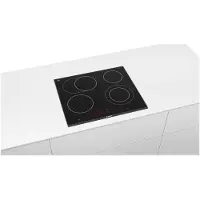 Bosch Serie 8 PKN675DP1D plaque Noir, Acier inoxydable Intégré Céramique 4 zone(s)