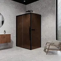 Balmani Senses Design douche en coin avec porte coulissante à gauche et paroi latérale fixe, 140 x 90 cm, Bronze, Profil Noir mat