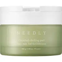 NEEDLY Cicachid Chilling Pad disques exfoliants visage avec effets apaisants 70 pcs