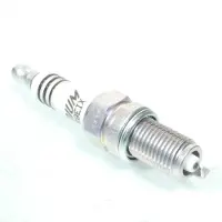Ngk Bougie D'allumage Pour Quad Polaris 525 Outlaw Irs 2010 À 2013 Dcpr8eix / 6546 / Par 4 Neuf