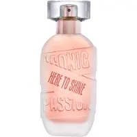 Naomi Campbell Here To Shine Eau de Toilette 30ml Spray