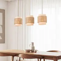 LumenXL Suspension Bris en rotin avec trois abat-jours en tissu crème