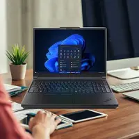 Lenovo ThinkPad P16 Gen 3 Processeur Intel Core Ultra 9 285HX vPro c?urs E jusqu?à 4,60 GHz c?urs P jusqu?à 5,50 GHz, Windows 11 Professionnel 64, 1 To SSD M.2 2280 PCIe Gen5 Performance TLC Opal -