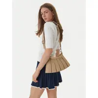 Lacoste Sacs à main 'Petit sac Lenglen Défilé en cuir - Viennois' beige