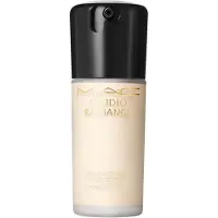 MAC Studio Radiance Serum-Powered Foundation fond de teint hydratant teinte NW5 30 ml
