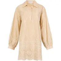 Apricot Robe ' ' pierre