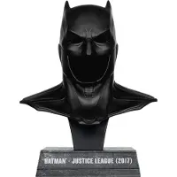 Mcfarlane Toys Miniatura Hełmu Batmana 1/3 DC Direct z Justice League - 19 cm