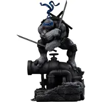Iron Studios Statue Art Scale Teenage Mutant Ninja Turtles 1/10 Leonardo Variante noir et blanc 26 cm heo exclusive