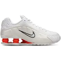 Nike Shox R4, couleur blanche, détails "Phantom" et rouge "Picante" (pour femmes) - Taille européenne 38,5