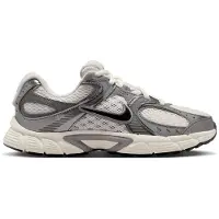 Nike Chaussure V5 RNR pour ado - Gris | Taille 38