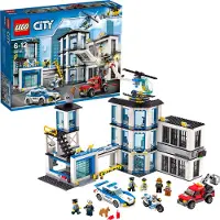 LEGO City 60141 Le commissariat de police
