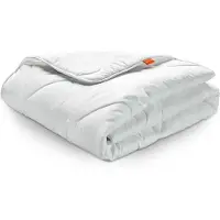 Sleepling Couette 150 x 220 cm, couette d'hiver, 100% microfibres, convient aux personnes allergiques, Basic 100