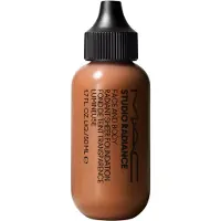 MAC - Studio Radiance Face And Body Foundation Radiant Sheer Font