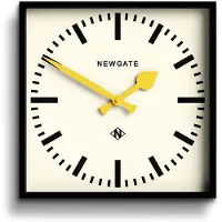 Newgate Number Five - Horloge Murale - Aiguilles Jaunes