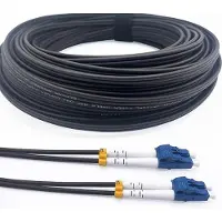 Elfcam - Câble à fibre optique 100 m (noir, armé d'acier) - LC/UPC vers LC/UPC, OS2 duplex monomode 9/125 µm, LSZH, résistant et étanche - Pour une installation en intérieur et en extérieur