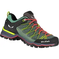 Salewa - Chaussures randonnée en GORE-TEX&reg; - Mtn Trainer Lite GTX W Feld Green/Fluo Coral - Taille 40 - Vert