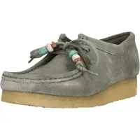 Clarks Chaussure à lacets 'Wallabee' gris