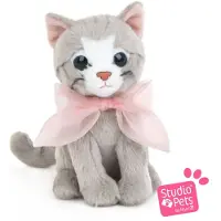 Studio Pets Peluche « Bella », chat rose de 16 cm, avec passeport et valise