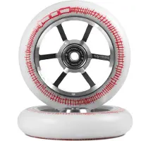 North Roue De Scooter Riley Maltais Signature