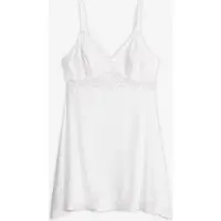 Bonprix Nuisette douce en viscose majoritaire