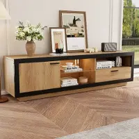 OKWISH Meuble TV Moderne avec Éclairage LED et Tiroir - Meuble Bas en MDF et Verre Trempé, Noir et Chêne, 160×40×50 cm
