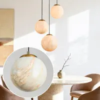 LumenXL Suspension design Tessra avec verre aspect marbre 3 lumières – laiton doré