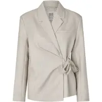 Second female Blazer sable
