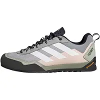 Adidas Chaussure basse 'Skychaser Solo 3' gris clair / vert pastel / rosé / blanc cassé