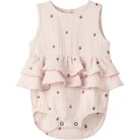 Lil´ Atelier Barboteuse / body rose clair / rouge cerise