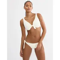 Triumph Hauts de bikini ' Red Label Summer Dune ' beige / crème