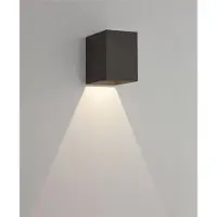 Astro Oslo 100 - LED 1 lumière Applique extérieure noire IP65