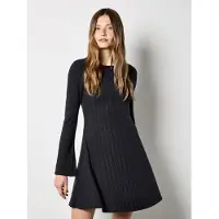 Apricot Robe noir