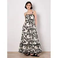 Apricot Robe crème / noir