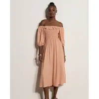 Apricot Robe ' ' abricot