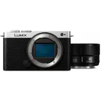 Panasonic Lumix S9 Boîtier argent/noir + Lumix S 40mm f/2.0 - Noir